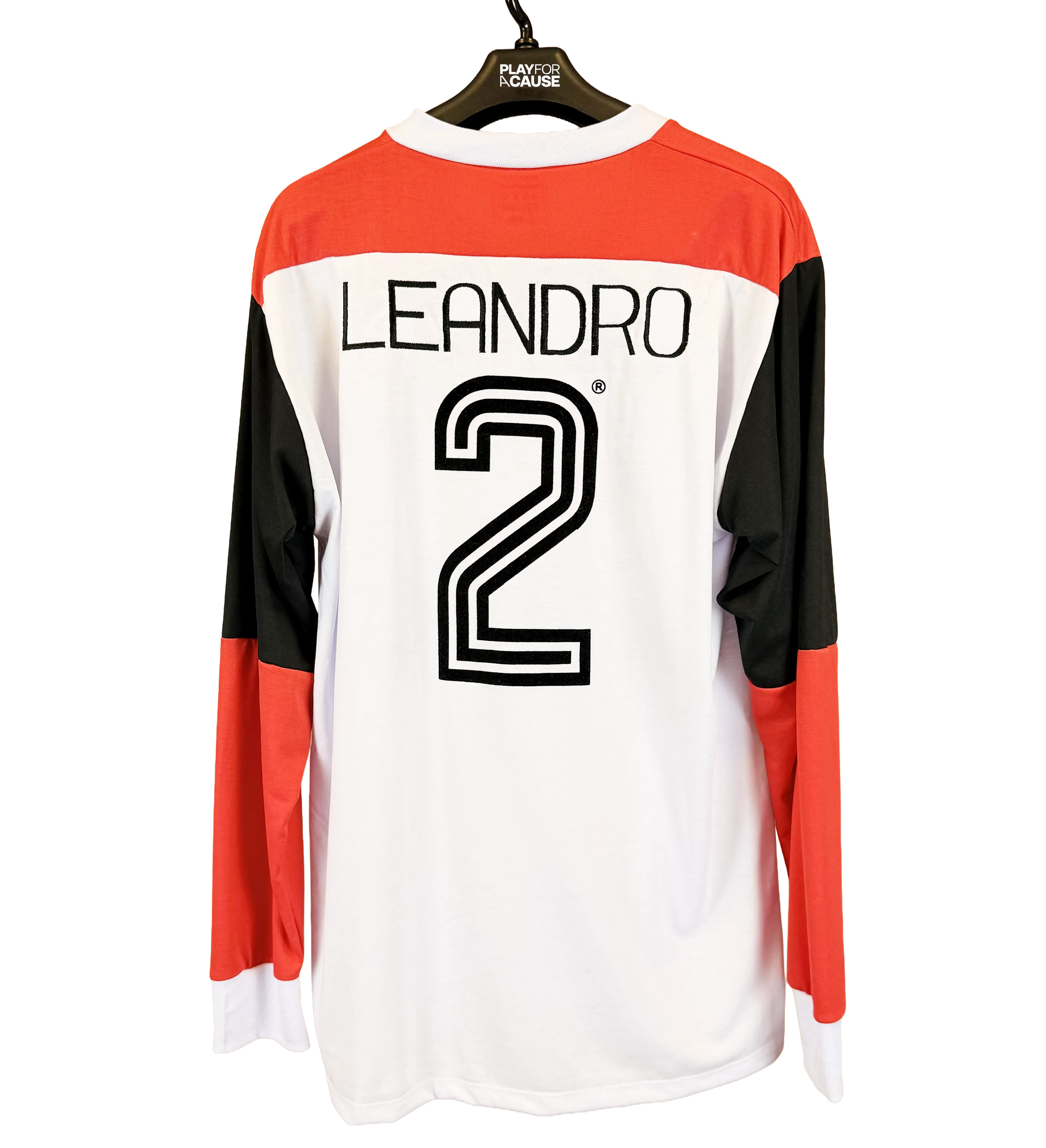 Camisa Flamengo Leandro Réplica Mundial de Clubes 1981 Flamengo 3 x 0 Liverpool Autografada pelo Ídolo Zico — imagem 2 de 3