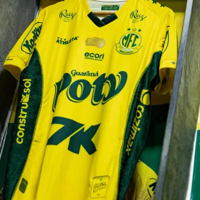Camisa Mirassol - Reinaldo - MIR x INT - Doe Gols - Brasileirão 2025 - Usada e Autografada pelo Craque — imagem 2 de 5